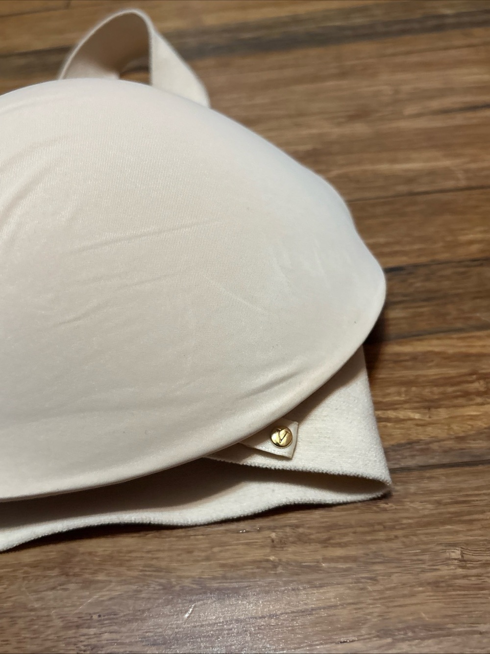 Victoria's Secret Beige No Wire Bra Padded Lace Back Size 36DD - Picture 3 of 6